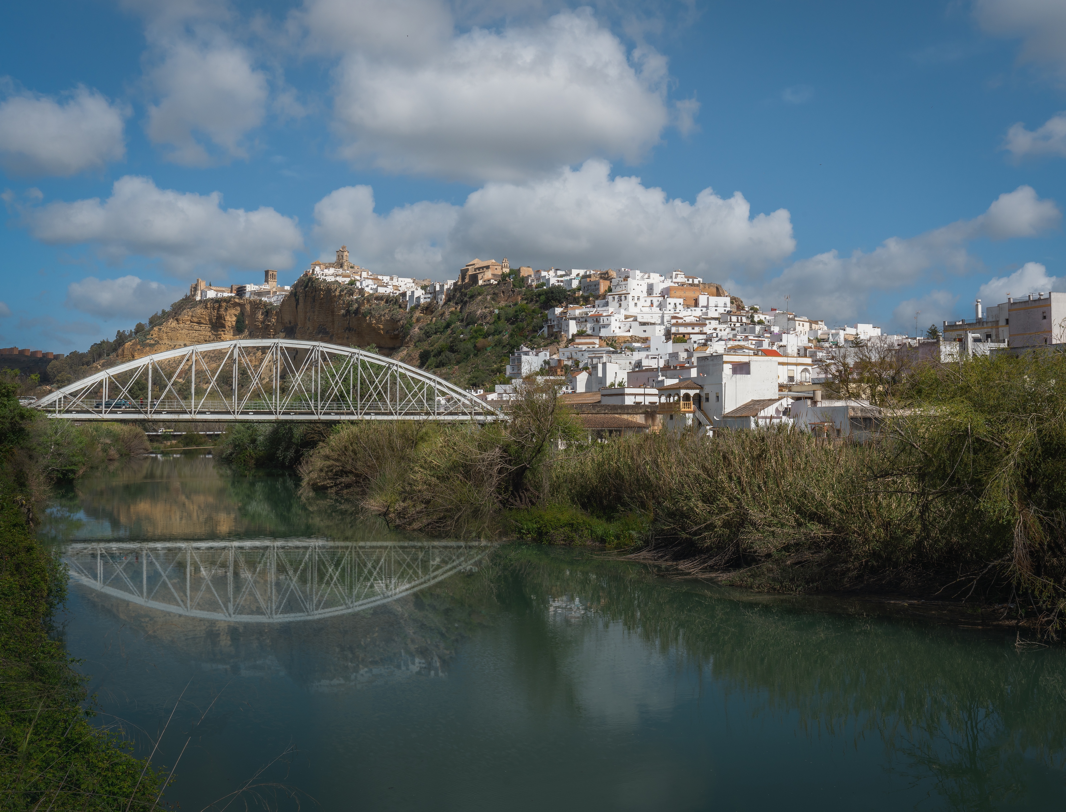 Dos días entre iglesias y ermitas de la Sierra de Cádiz